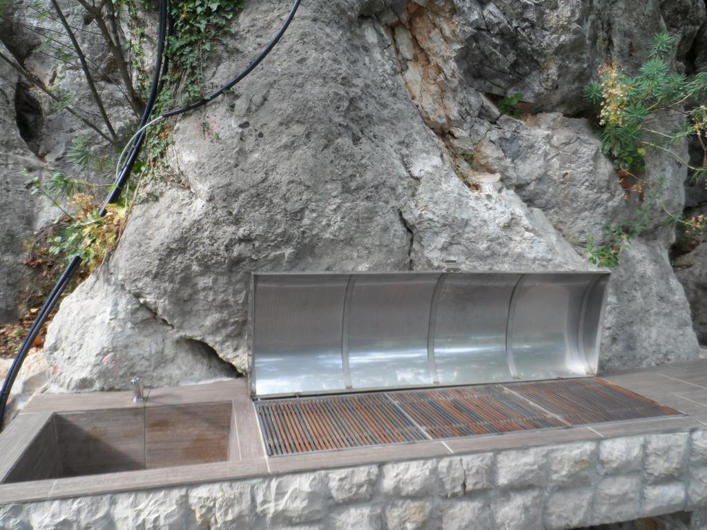 Pataki Guesthouse Petrovac Eksteriør billede