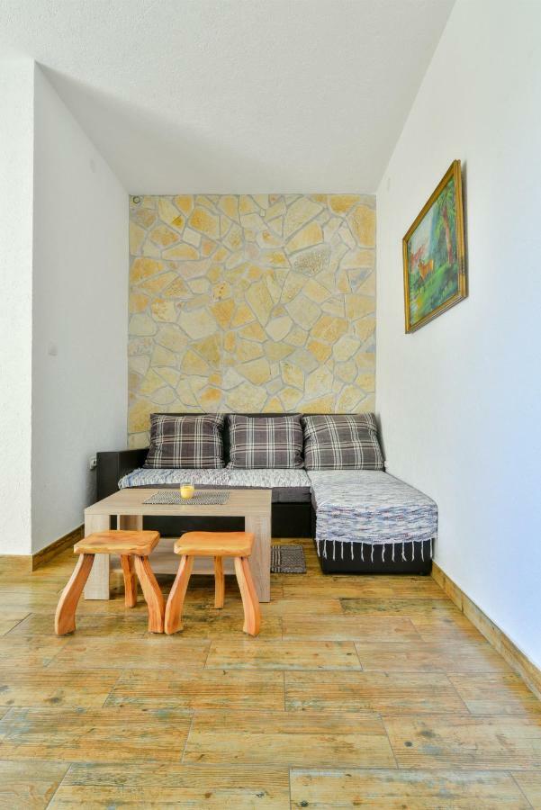 Pataki Guesthouse Petrovac Eksteriør billede