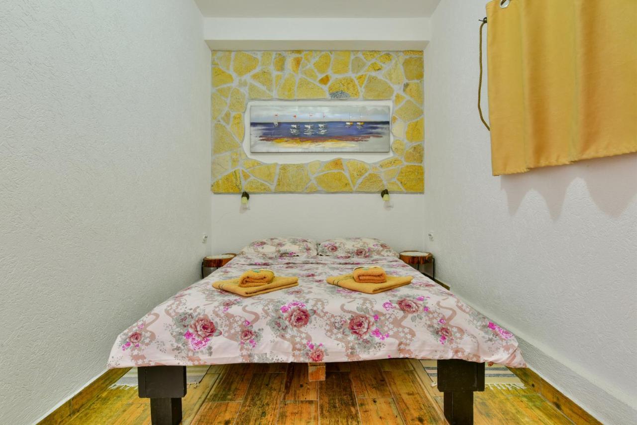 Pataki Guesthouse Petrovac Eksteriør billede