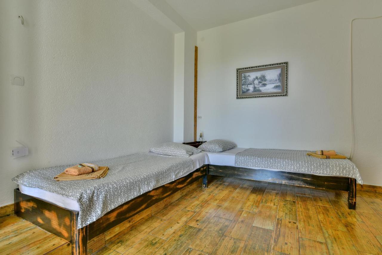 Pataki Guesthouse Petrovac Værelse billede