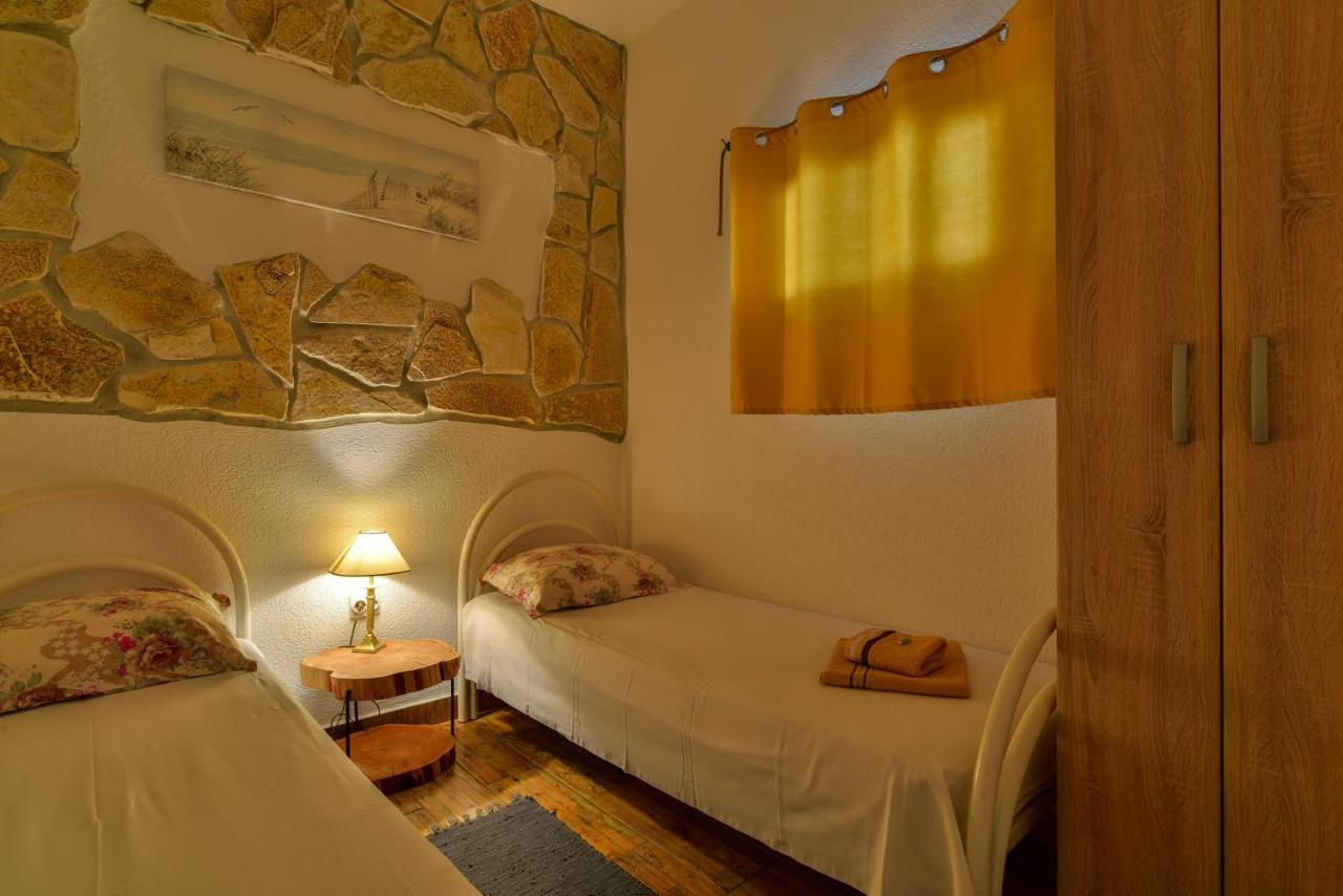 Pataki Guesthouse Petrovac Eksteriør billede