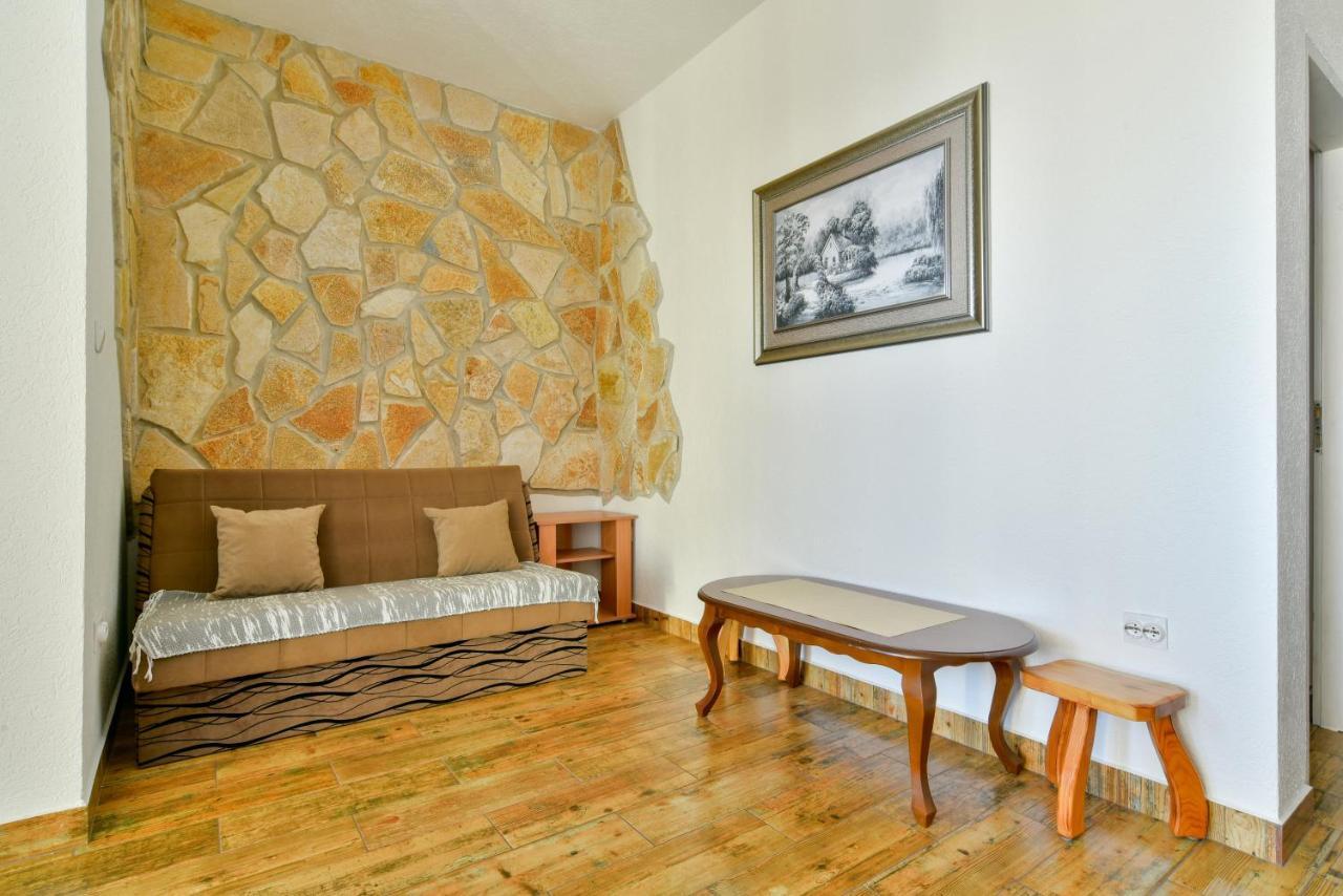 Pataki Guesthouse Petrovac Eksteriør billede