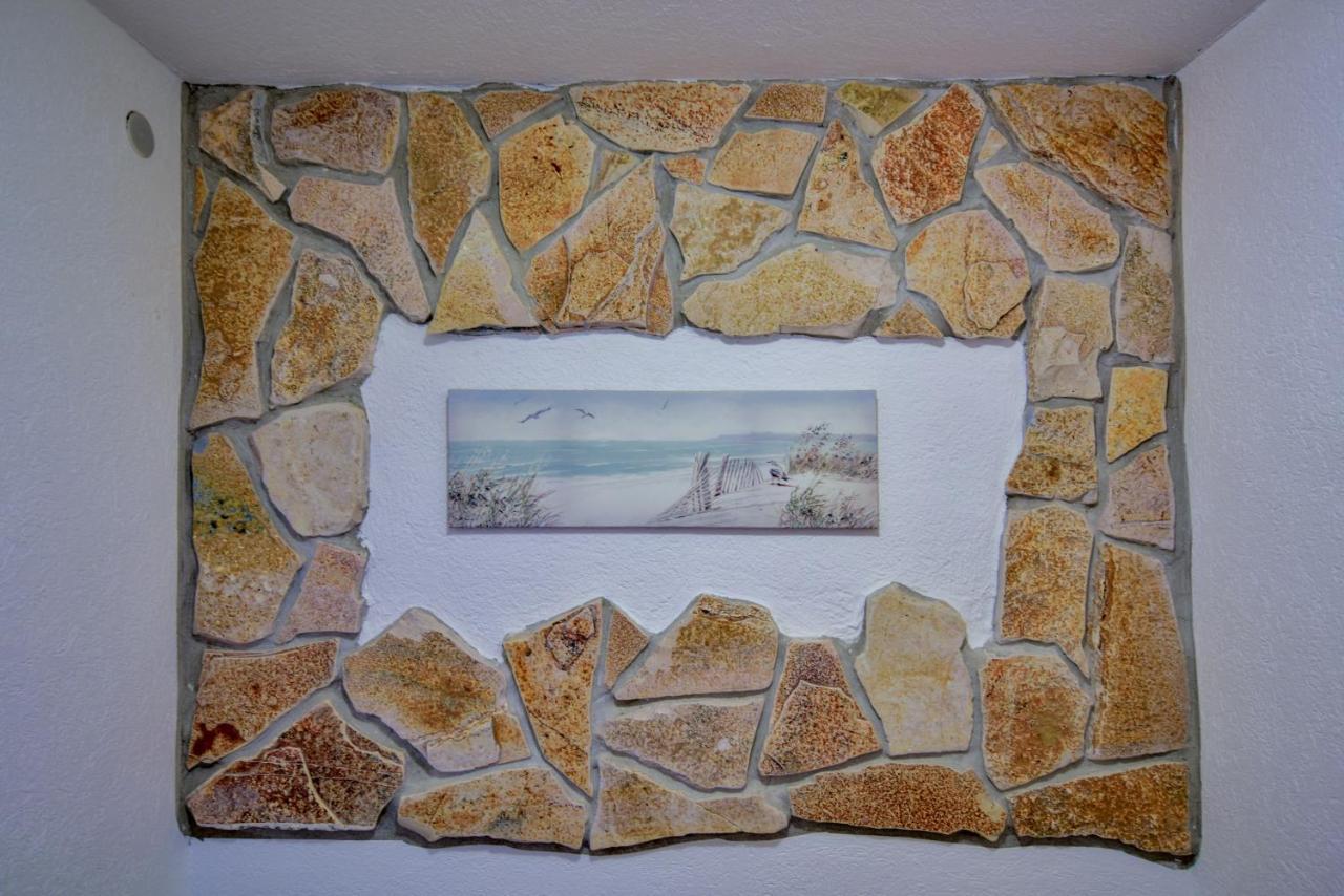 Pataki Guesthouse Petrovac Eksteriør billede